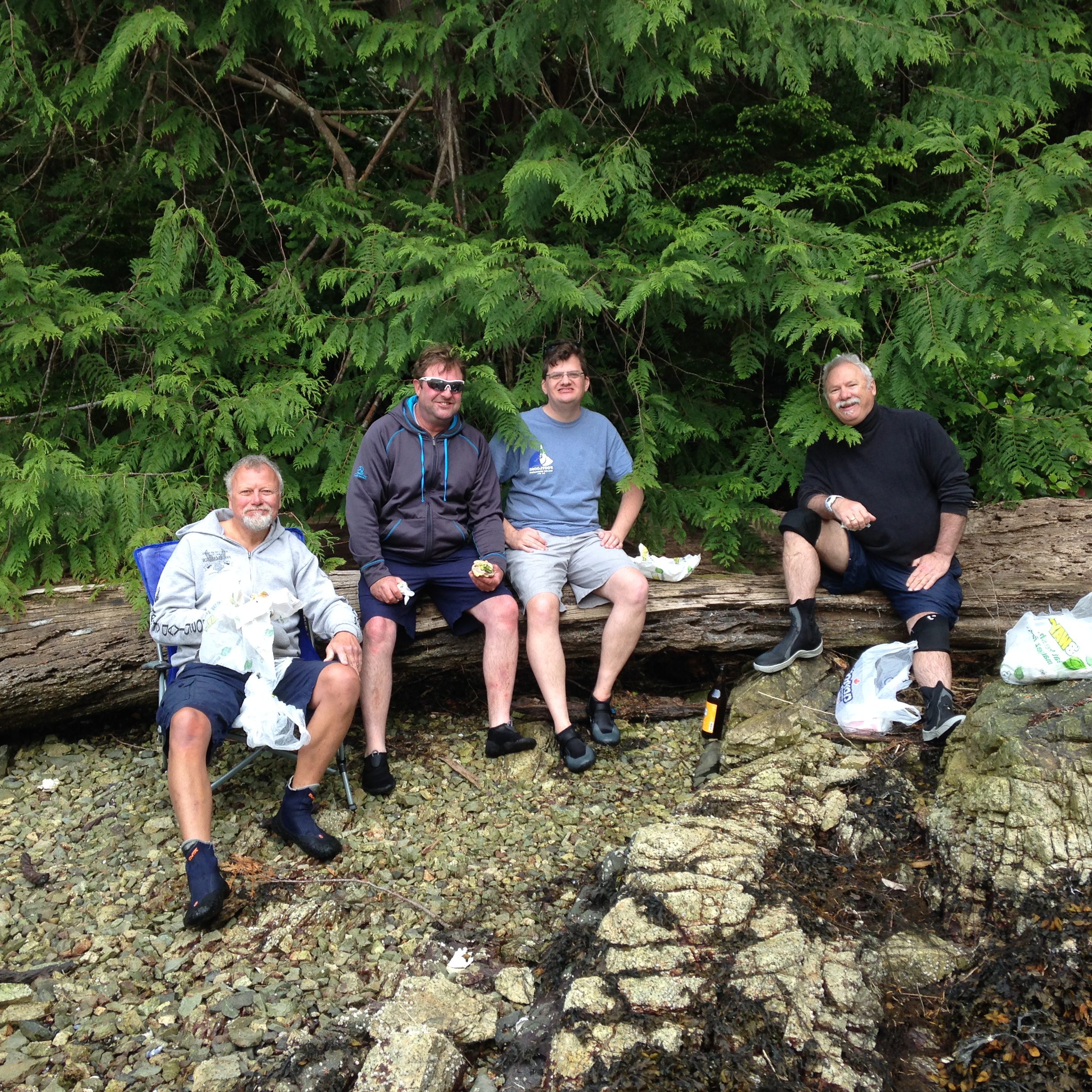 Thomas, Ken, Robert and Kevin on the late lunch break at the Sechelt Inlets Marine Provincial Park